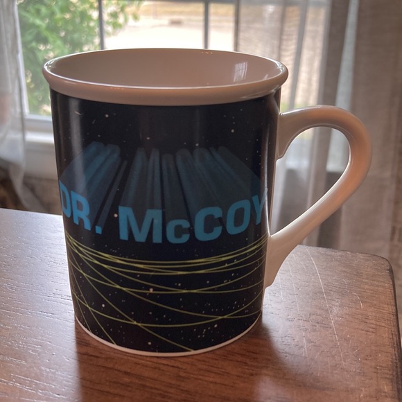 The Star Trek mug collection Dr. McCoy medical officer ~ coffee mug - Picture 3 of 9